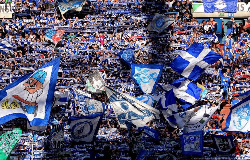 沙尔克04球员取得重要胜利，引领球队前进