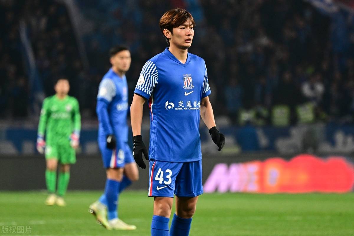 申花客场战平鲁能，保持不败战绩