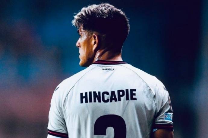 勒沃库森队后防线岌岌可危，主帅需出招