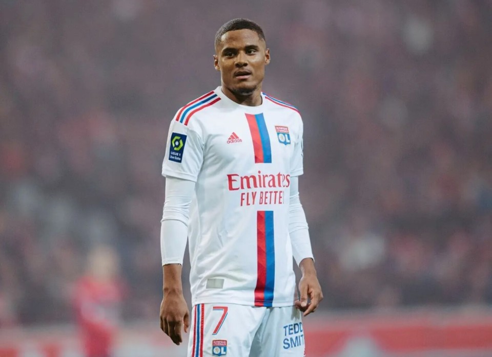 里昂前锋状态回升，球队进攻威力增强