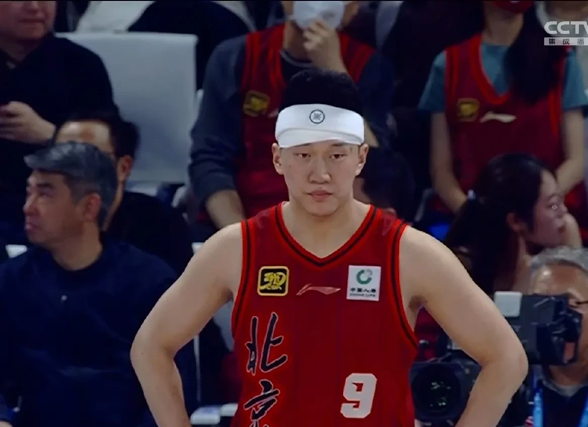 包含北京男篮主场作战失利，失去领先优势的词条