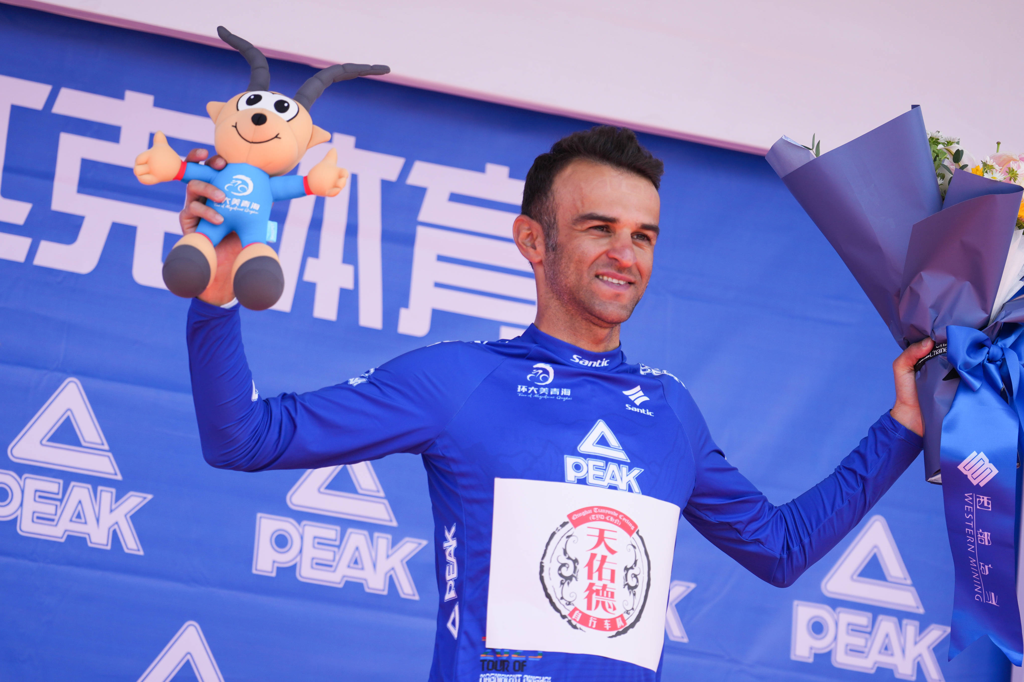 关于德国自行车选手速度惊人，登上领奖台的信息