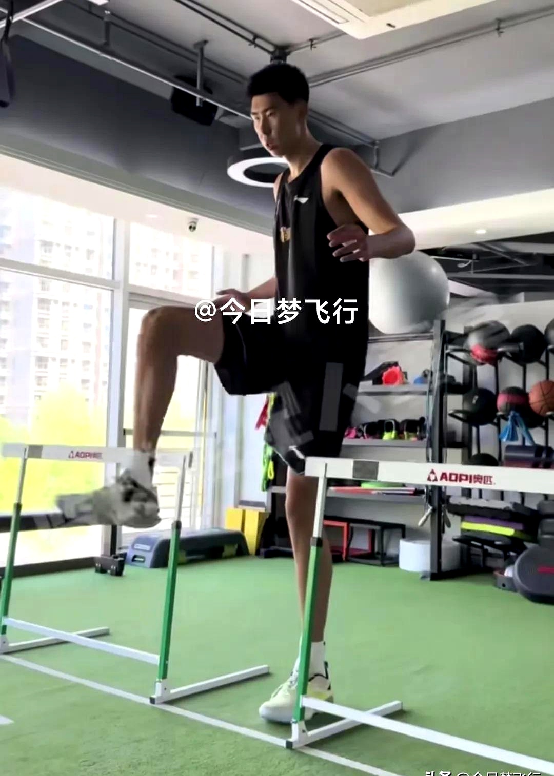 高强度训练！球队备战意识提升，球员体能飙升