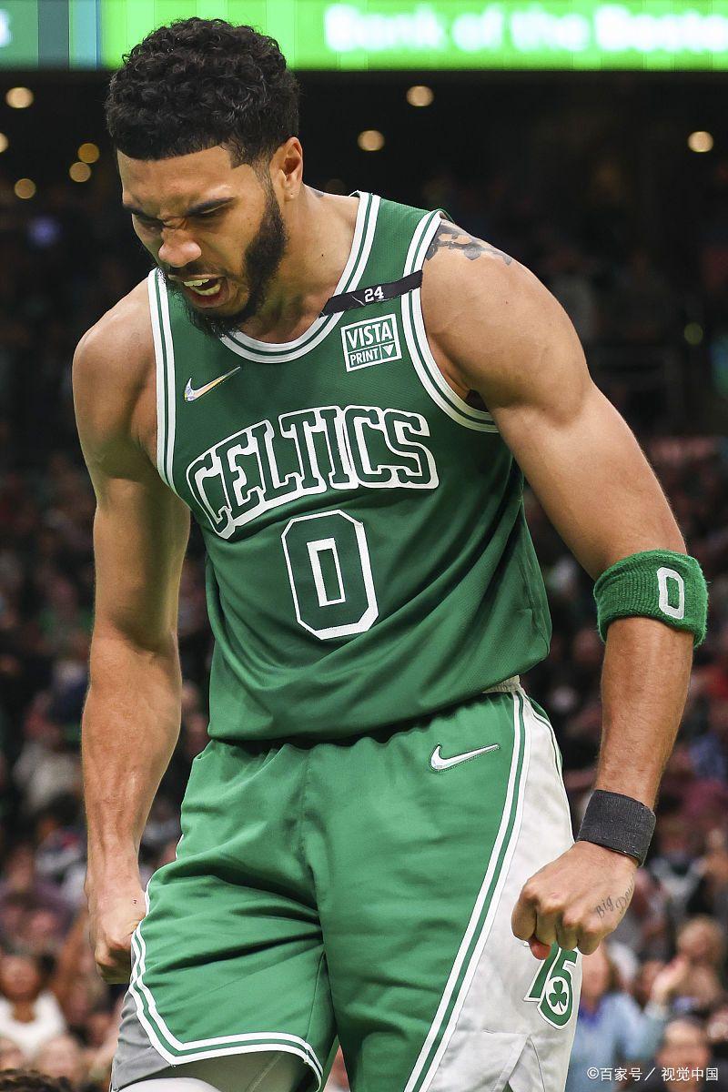 凯尔特人逆袭战胜开拓者，取得胜利