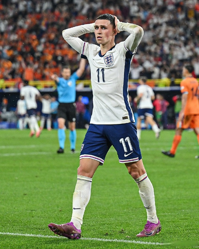 比赛激烈！胜负最后时刻卡文迪讷