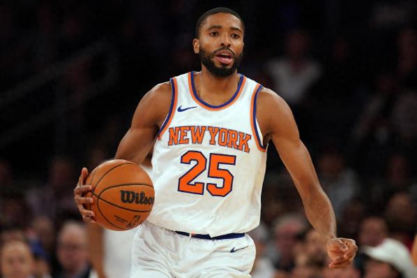 尼克斯惨遭热火逆转,遭遇连败 尼克斯惨遭热火逆转,遭遇连败