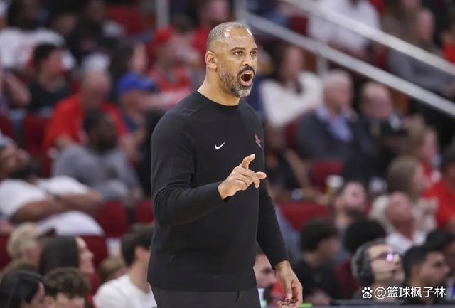 火箭主场胜开拓者,保持不败 火箭主场胜开拓者,保持不败