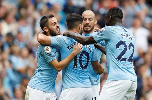 包含曼城轻取瑞典，迪马利亚状态火热的词条